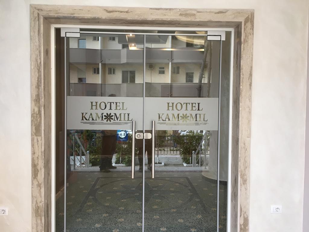 Hotel Kamomil Durres Exterior photo